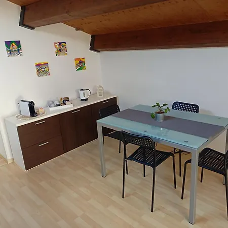 Nuvoleelenzuola Apartman *